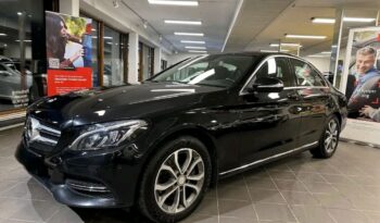 
										Mercedes-Benz Classe C full									