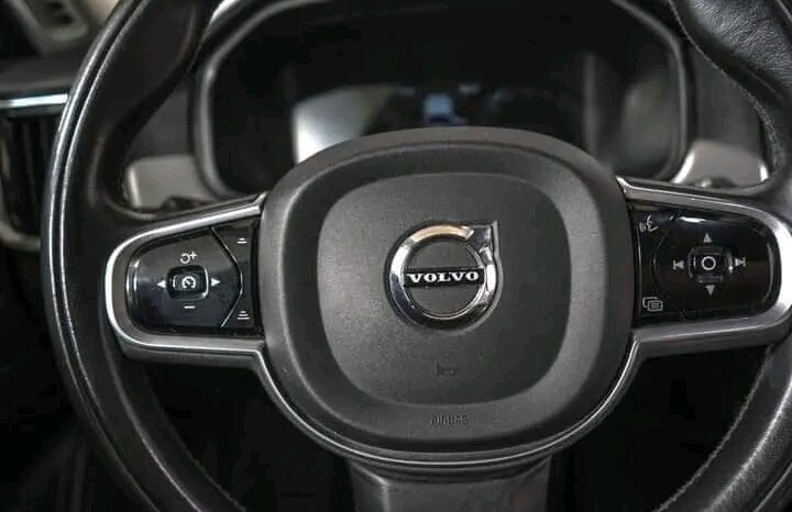 
								Volvo V90 full									