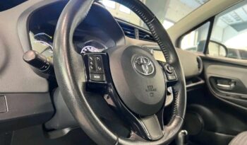 
										Toyota Yaris full									