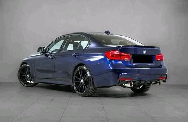 
								BMW 3-serie full									