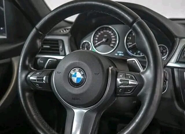 
								BMW 3-serie full									