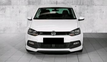 
										Volkswagen Polo full									