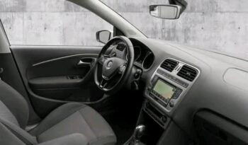 
										Volkswagen Polo full									