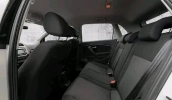 
										Volkswagen Polo full									