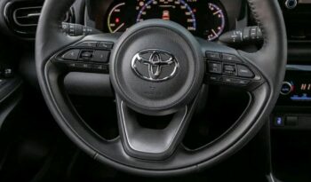 
										Toyota Yaris Cross full									