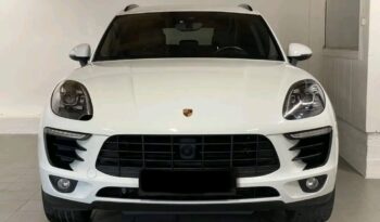 
										Porsche Macan full									