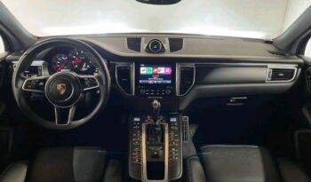 
										Porsche Macan full									