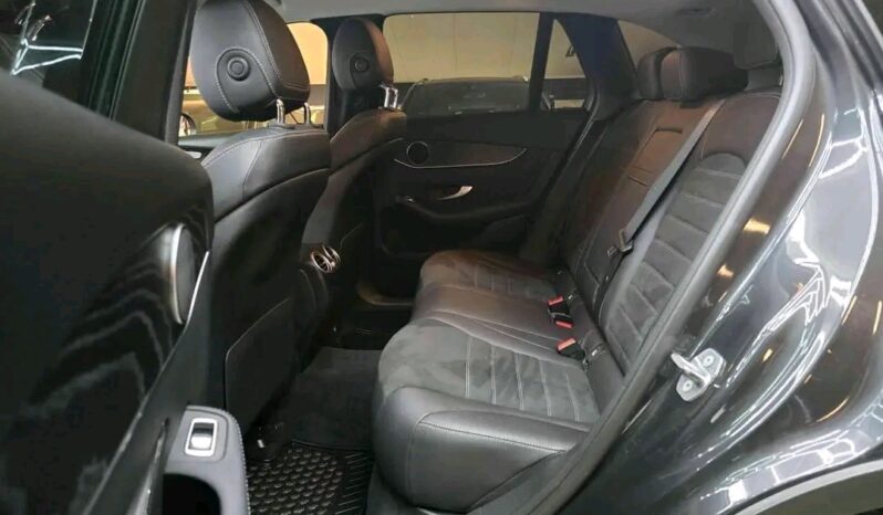 
								Mercedes-Benz GLC full									