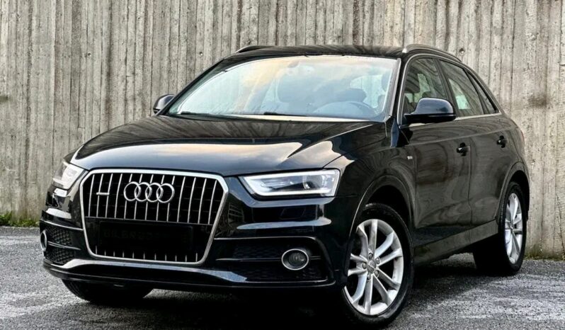 
								Audi Q3 full									