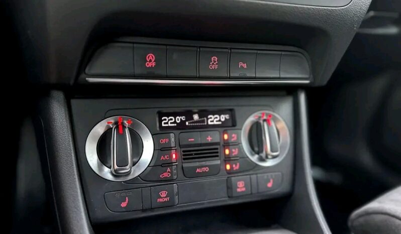 
								Audi Q3 full									