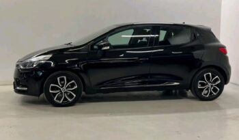 
										Renault Clio full									