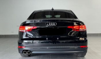 
										Audi A4 S-line full									