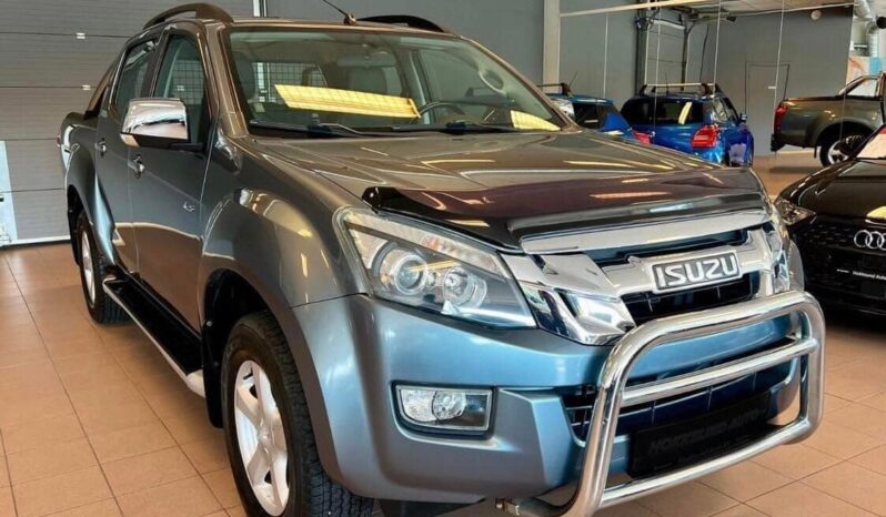 
								Isuzu D-max full									