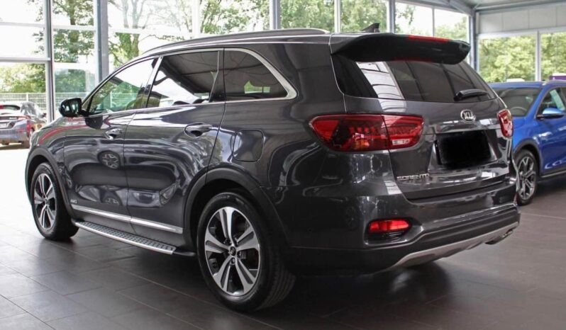 
								Kia Sorento full									