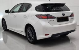 Lexus CT200h