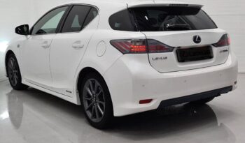 
										Lexus CT200h full									