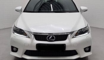 
										Lexus CT200h full									