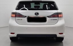 Lexus CT200h