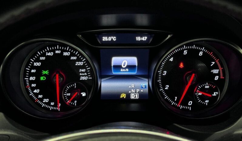 
								Mercedes-Benz CLA full									