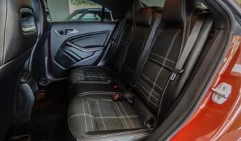 
										Mercedes-Benz CLA 180 full									