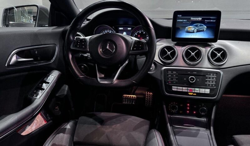 
								Mercedes-Benz CLA full									