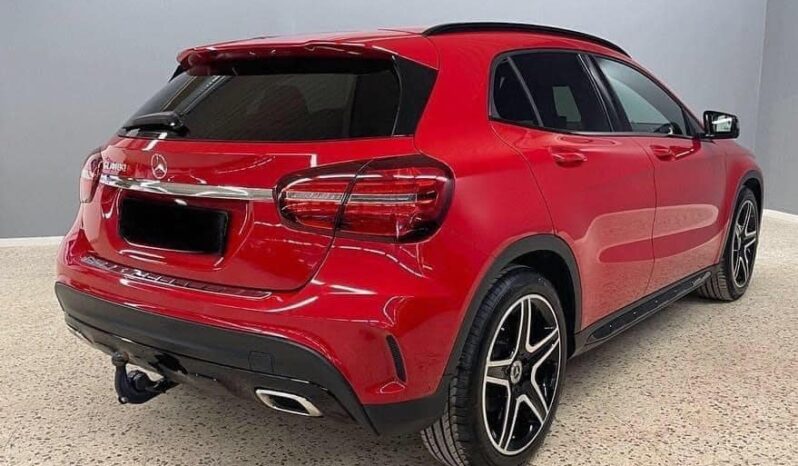 
								Mercedes-Benz GLA full									