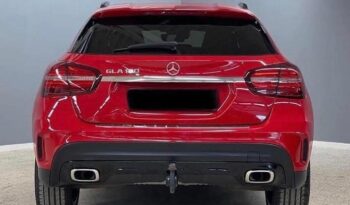 
										Mercedes-Benz GLA full									