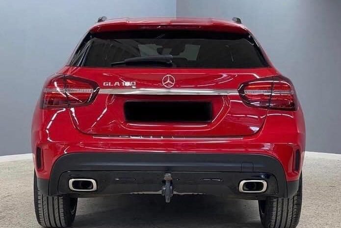 
								Mercedes-Benz GLA full									