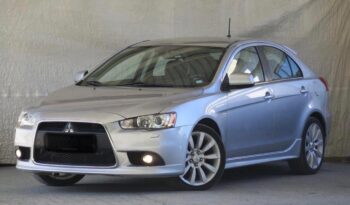 
										Mitsubishi Lancer full									