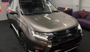 
										Mitsubishi Outlander full									