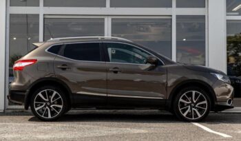 
										Nissan Qashqai full									