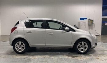 
										Opel Corsa full									