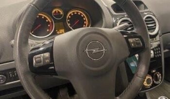 
										Opel Corsa full									