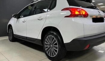 
										Peugeot 2008 full									