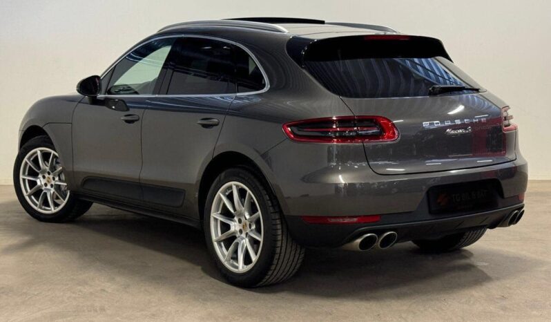 
								Porsche Macan S full									