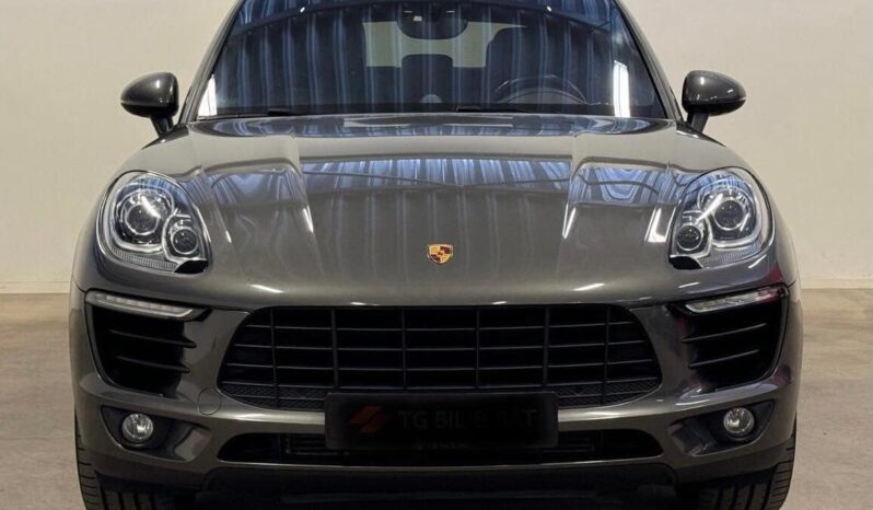 
								Porsche Macan S full									