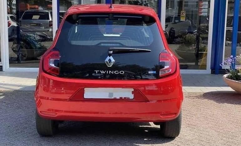 
								Renault Twingo EV full									