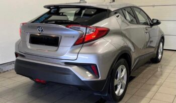 
										Toyota C-HR full									