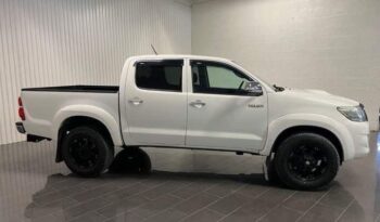 
										Toyota HiLux full									