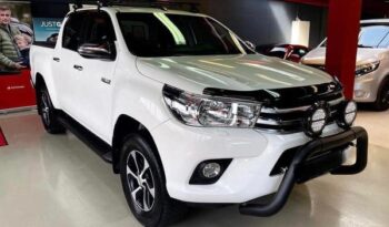 
										Toyota Hilux full									