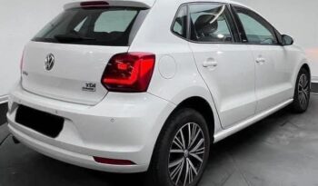 
										VOLKSWAGEN POLO full									