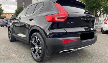 
										Volvo XC40 T4 AWD full									