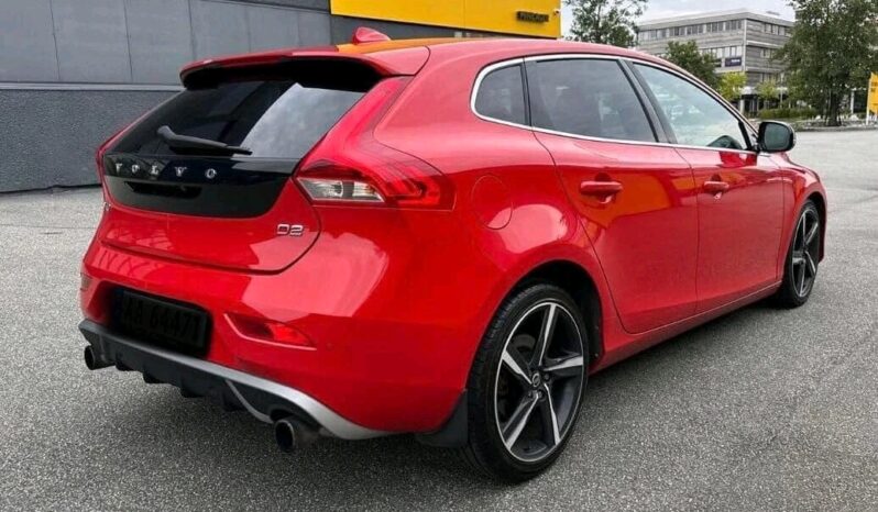 
								Volvo V40 full									