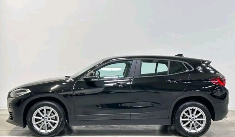 
								BMW X2 sDrive18i Advantage full									