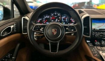 
										Porsche Cayenne full									