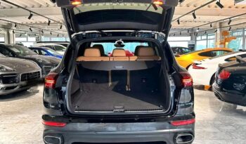 
										Porsche Cayenne full									