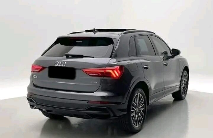 
								AUDI Q3 full									