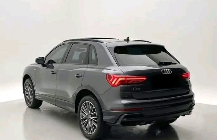 
								AUDI Q3 full									