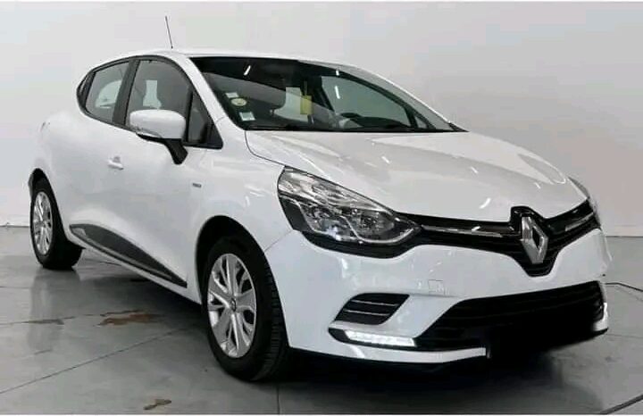 
								Renault Cliot full									