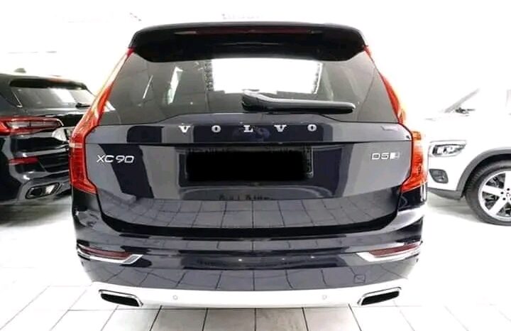 
								Volvo XC90 D5 full									